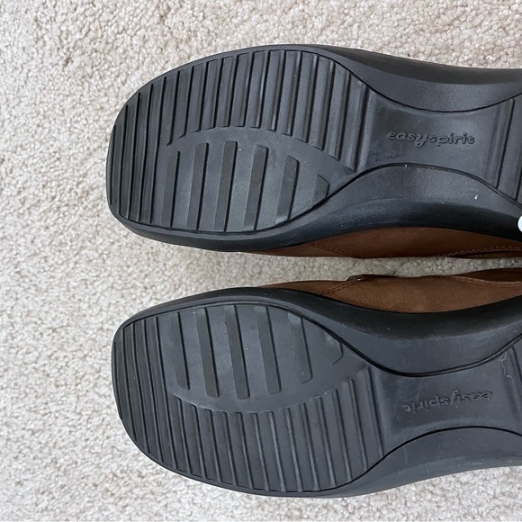 Easy Spirit Brown Suede Comfort Shoes - Picture 11 of 15